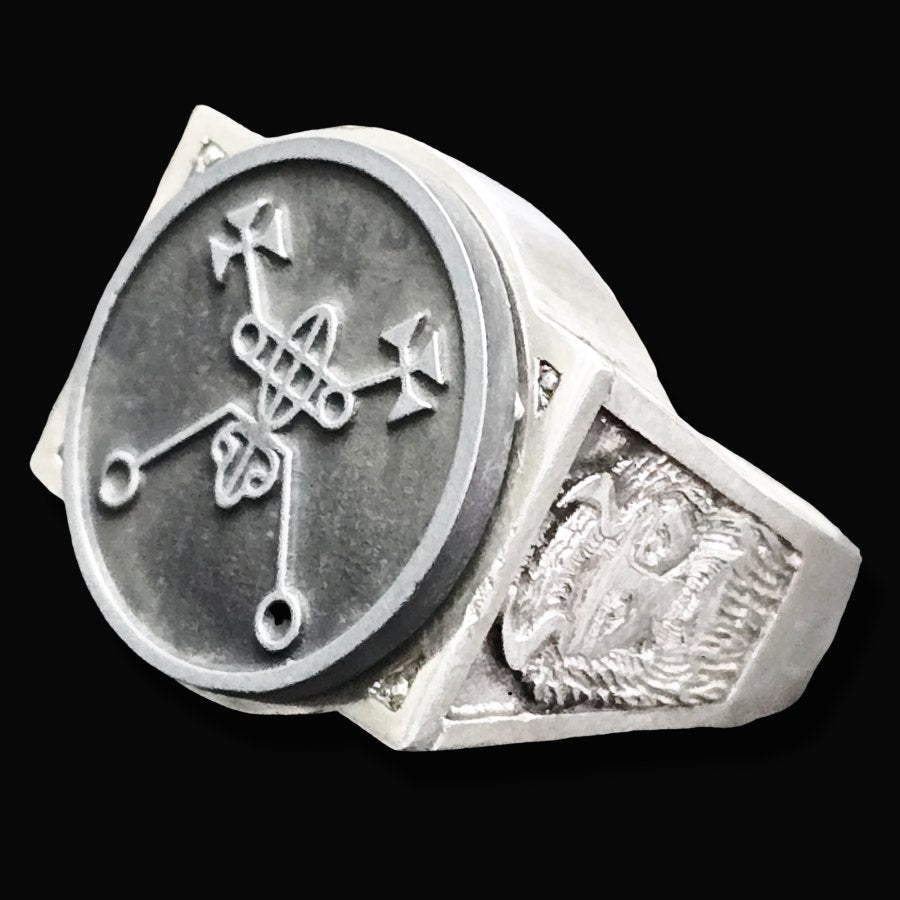 Demon Ring 01 King Bael 72 Demons Lesser Key of Solomon Goetia In Silver 2.2 cm x 1.8 cm 18 Gr Art 1779 - Bricks Masons