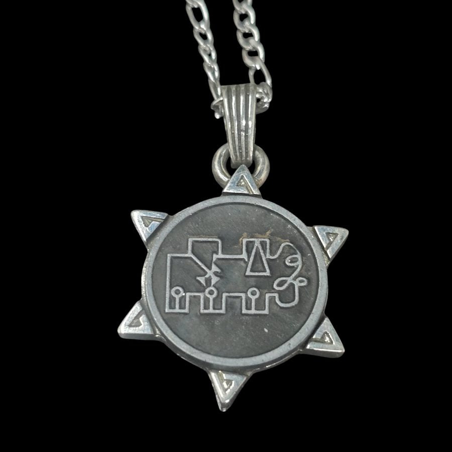 I wove the Demon 66 MARQUES CIMEJES and the Secret Seal of Solomon 72 Demons, Lesser Key of Solomon, Goetia. In Silver, 3 x 2.5 cm, 12 g. Art. 1925 - Bricks Masons