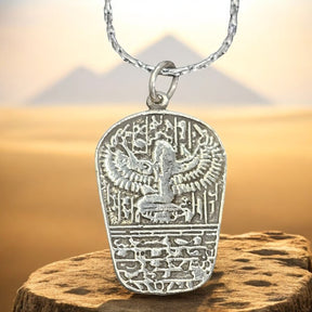 Isis Medal in Silver 3.5 x 2 cm 7 g Art 691 - Bricks Masons