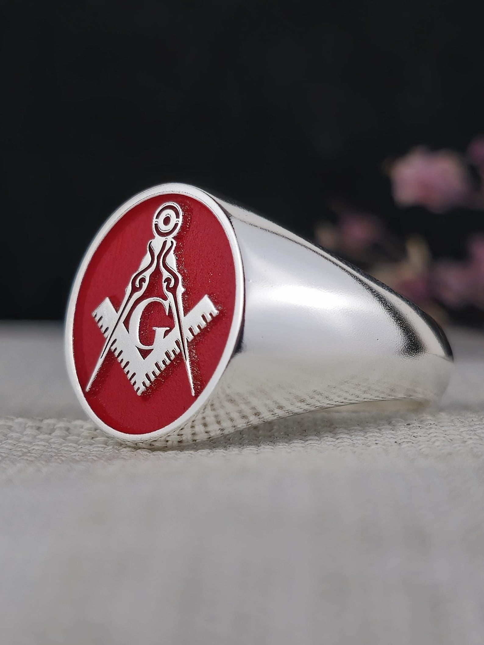 Master Mason Blue Lodge Ring - Red With Silver Square & Compass G - Bricks Masons