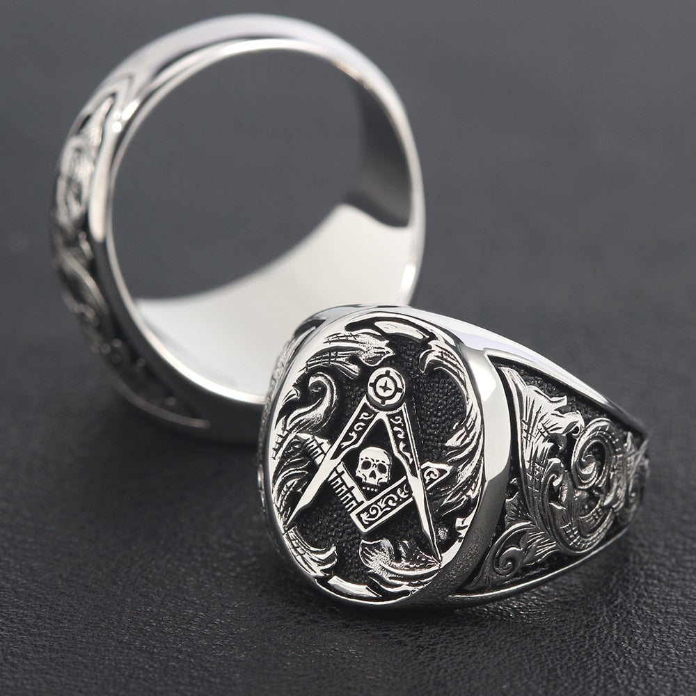 Master Mason Blue Lodge Ring - Signet Skull Square and Compass 925 Sterling Silver - Bricks Masons