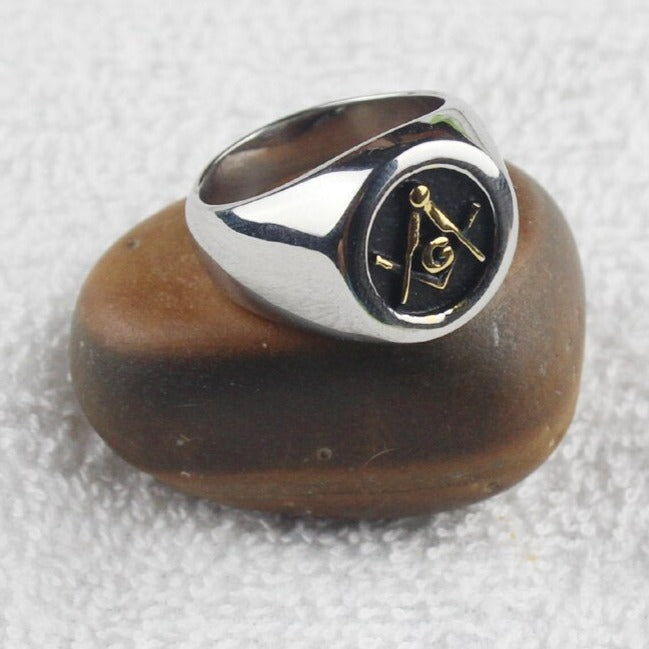 Master Mason Blue Lodge Ring - Golden Square and Compass G Embossed - Bricks Masons