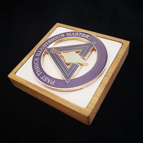 Past Thrice Illustrious Master Royal and Select Masters English Regulation Car Emblem - 3" Zinc Alloy - Bricks Masons